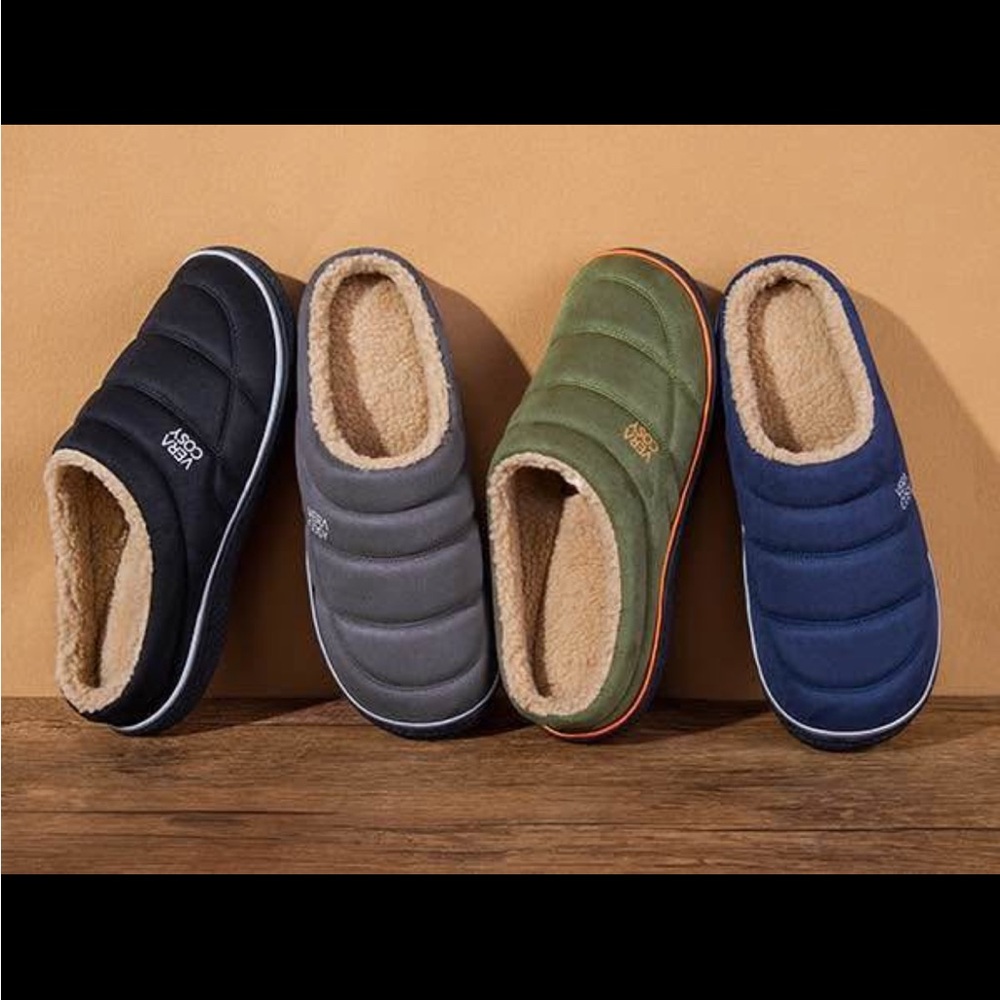 Cozy Men's Slippers by [Brand] - Black, Gray, and Green